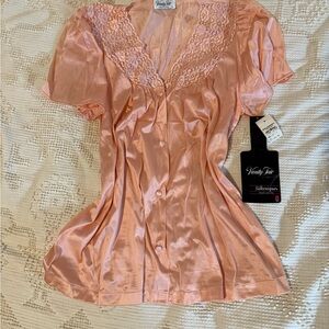 Vintage Vanity Fair Silkenique Pink Satin Blouse NWT (1980s/90s)